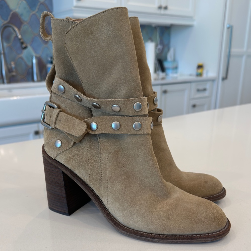071. See by Chloe suede booties